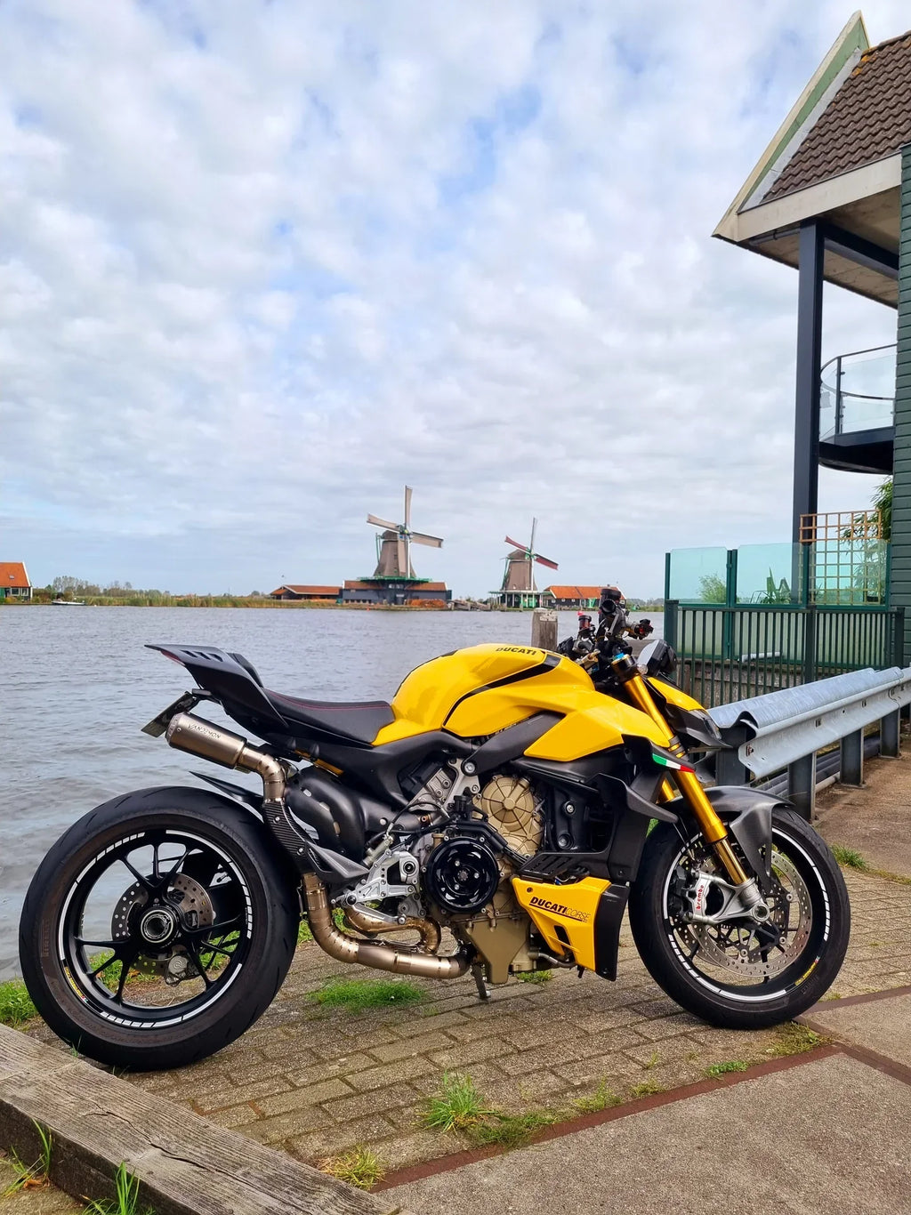 Vandemon Ducati Panigale & Streetfighter V4 Titanium High Mount 3/4 Slip-On 2018-22 DUCV4SFTIMUFHMA VA-120