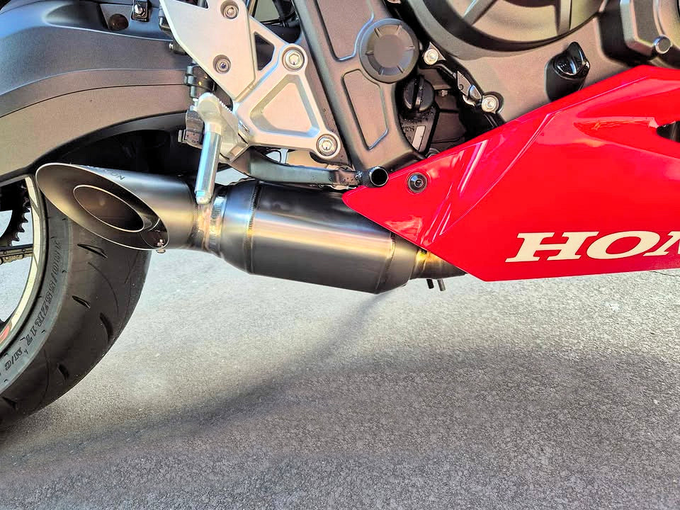 Vandemon  Honda CB650F, CBR650F, CB650R, CBR650R Titanium Low Mount Exhaust System HONCBR650RTIEXHC VA-51