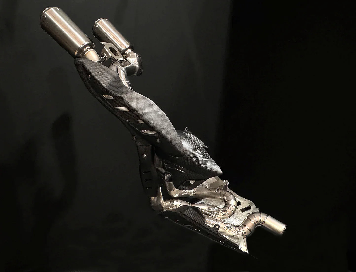 Vandemon Ducati Panigale V4/ V4S Titanium High Mount Slip-On 2025-2026 DUCV4PANTIMUFHMA VA-176