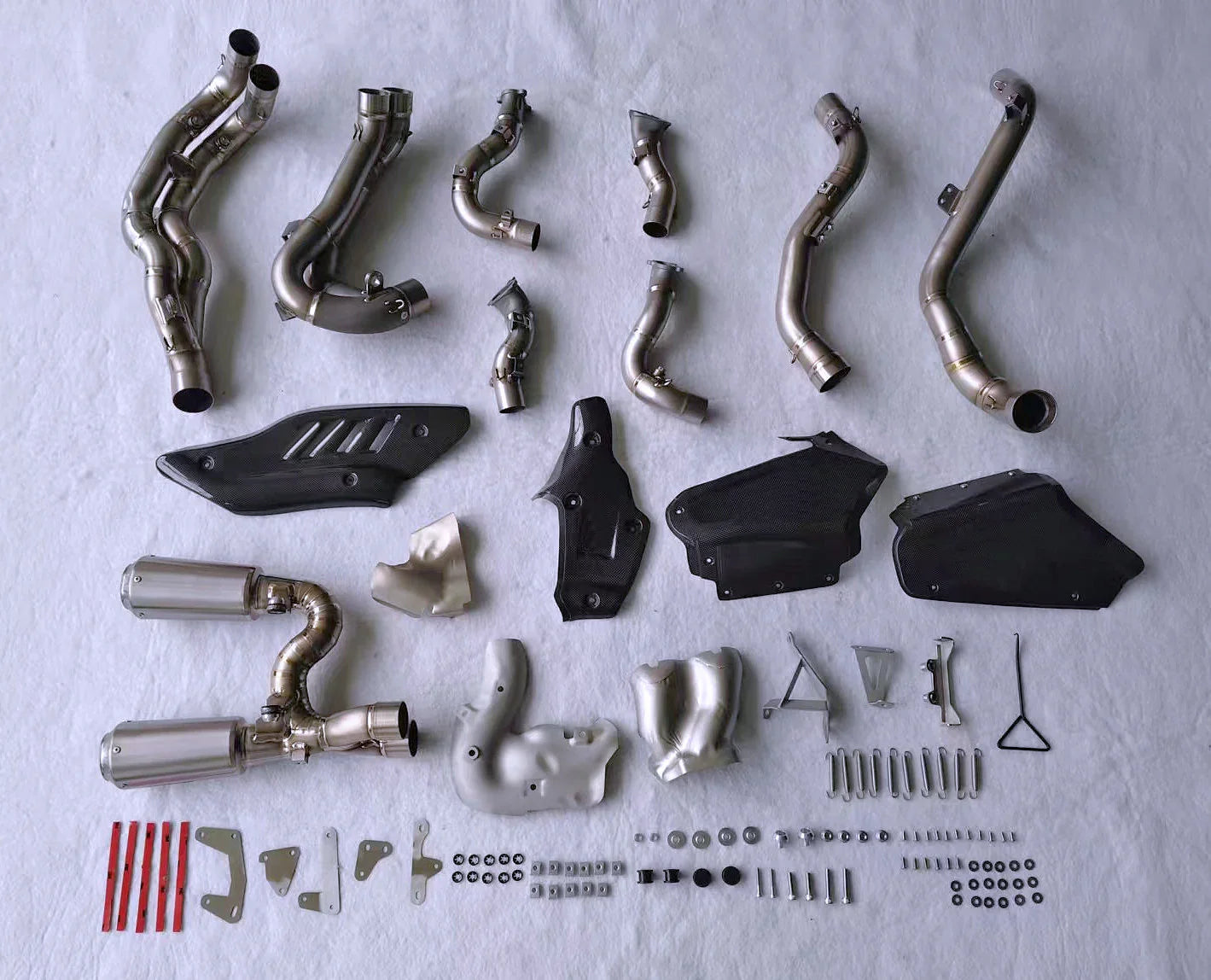 Vandemon 2025   Ducati Panigale V4 and V4S High Mount Exhaust System DUCV4PANHMEXHMESB VA-90