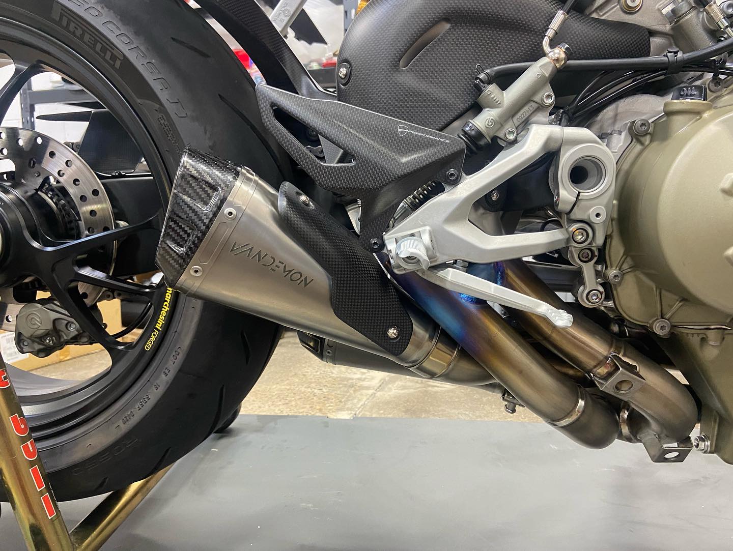 Vandemon  Ducati V4 / V4R Panigale & Streetfighter Full Titanium Exhaust system 2023-2024 SKU: DUCV4TIEXHSYSNC VA-44