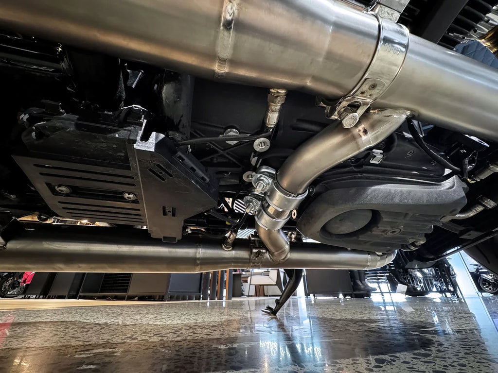 Vandemon BMW R18 Bagger and Classic Long Titanium Exhaust system 2020-2025 BMWR18TIEXHSYSB VA-96