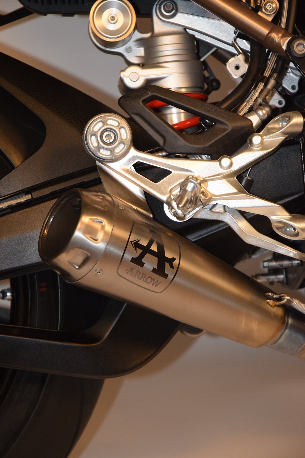 Arrow Competition SHORTY Low Exhaust System  Full Titanium S1000RR 20-25/M1000RR 23-24  71205CP