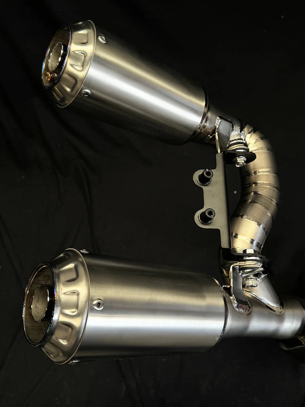 Vandemon Ducati Panigale/ Streetfighter V2 High Mount Titanium Slip-On Mufflers DUCV2TIMESMUFHMA VA-126