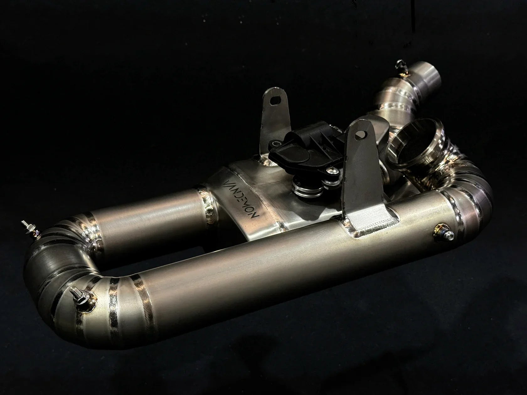 Vandemon  Ducati V2 Panigale & Bayliss Edition Titanium Stealth Slip-On Bimodal Muffler  DUCV2TIEXLINKWVB VA-43