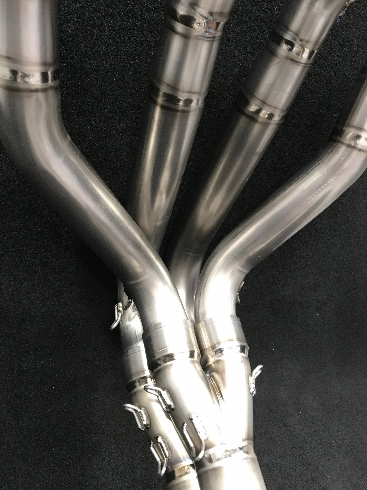 Vandemon  Kawasaki Z1000 Vandemon Dual Titanium Exhaust System with Carbon Fibre Mufflers KAWAZ10TIEXHTWINCFA VA-166