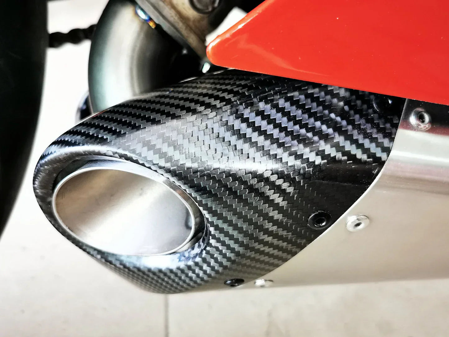 Vandemon Ducati Panigale 899, 1199, 1199R Titanium Muffler Low Mount Slip-On 2012-15  DUC899TIMUFBELA VA-121