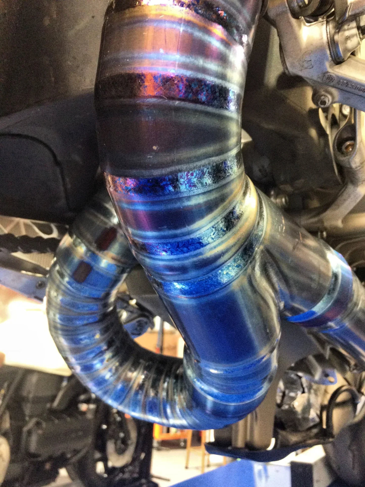 Vandemon  Ducati Panigale 1199, 1199S, 1299S, 1299 SP & R  2011-18 Titanium High Mount Exhaust System DUC129TIEXHMESA VA-36