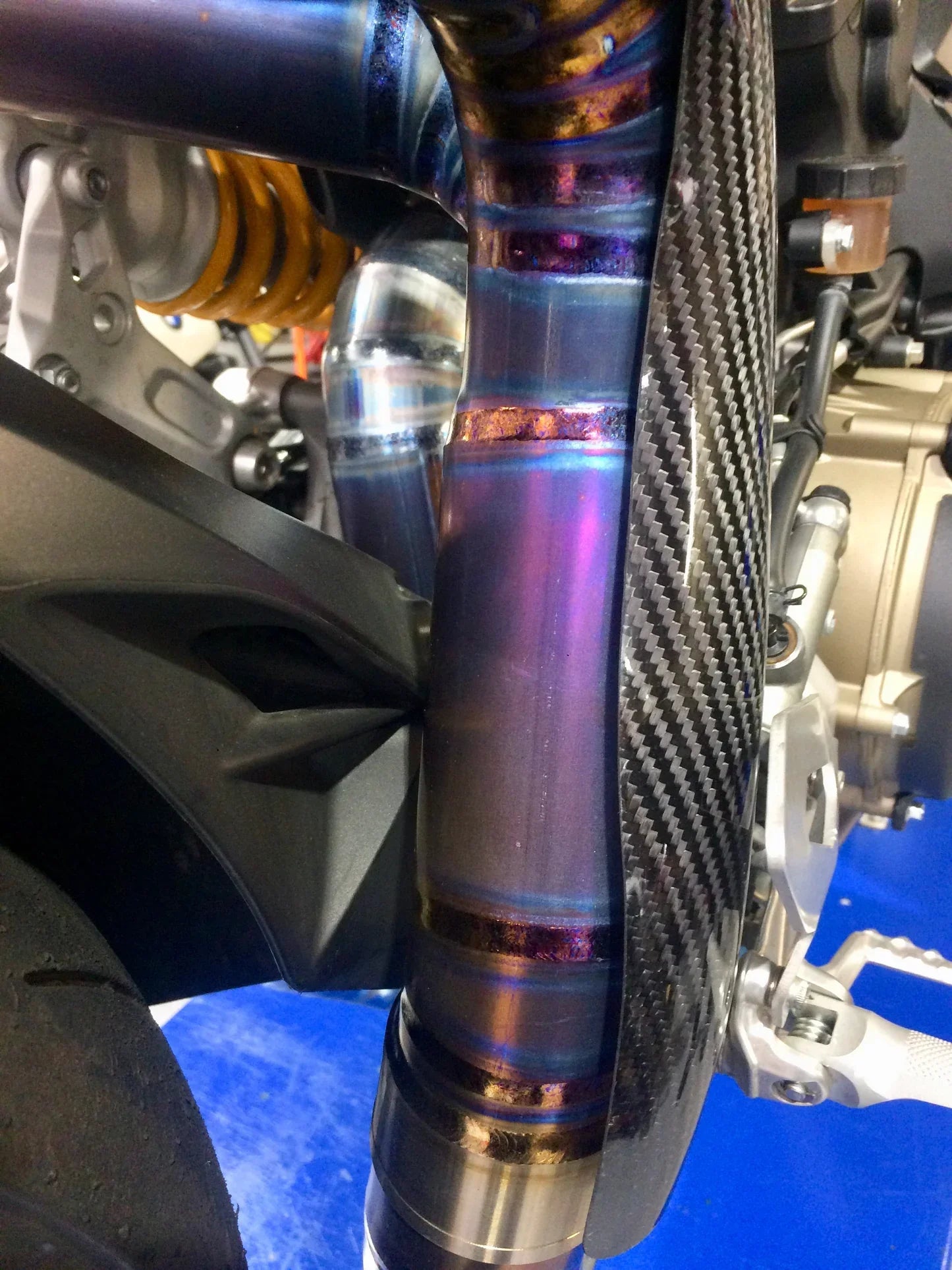 Vandemon  Ducati Panigale 1199, 1199S, 1299S, 1299 SP & R  2011-18 Titanium High Mount Exhaust System DUC129TIEXHMESA VA-36