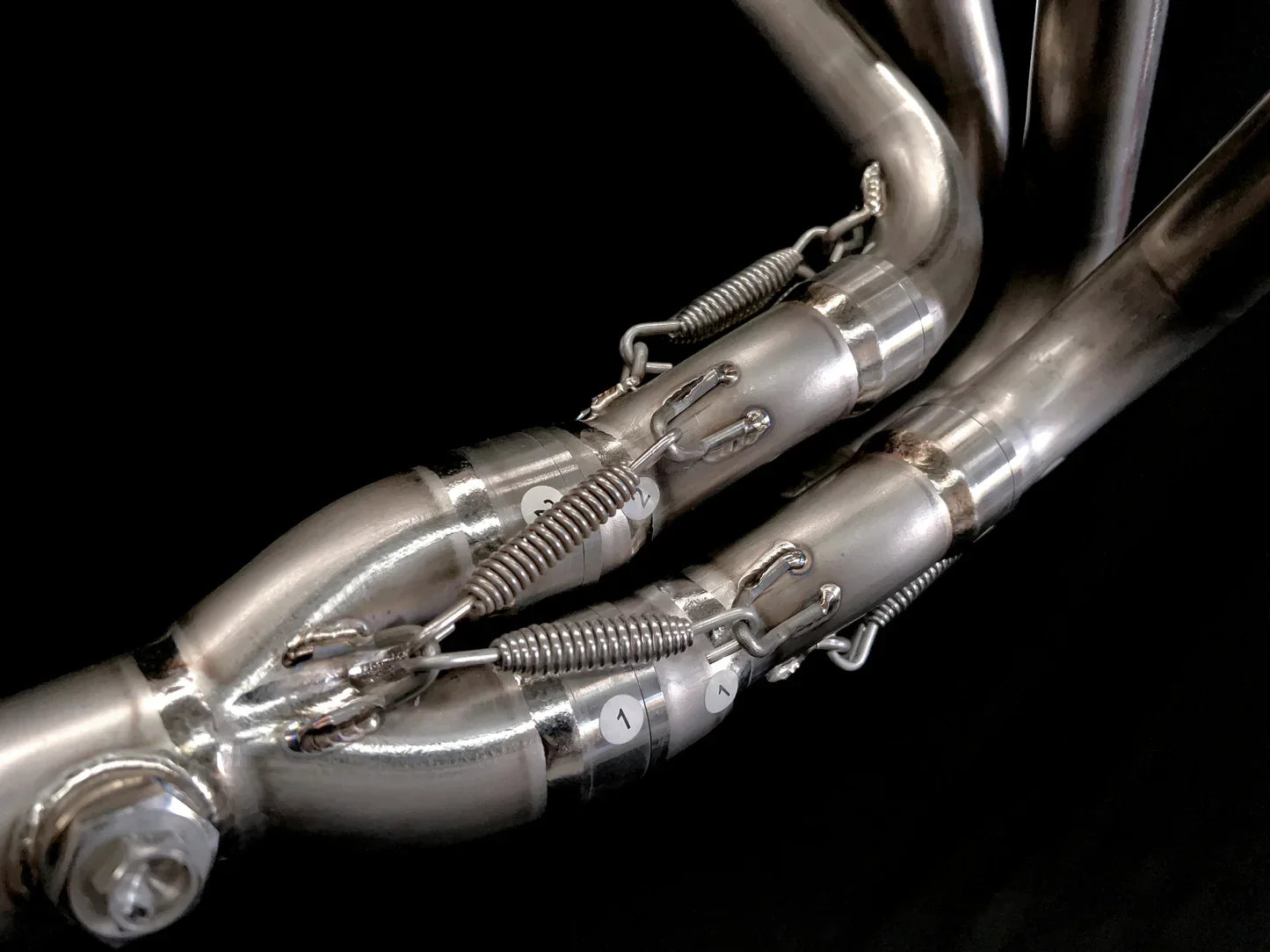 Vandemon Titanium Low Mount Exhaust System  ZX4R-ZX4RR  2023- 2025 KAWAZX4RTILMEXHA VA-76