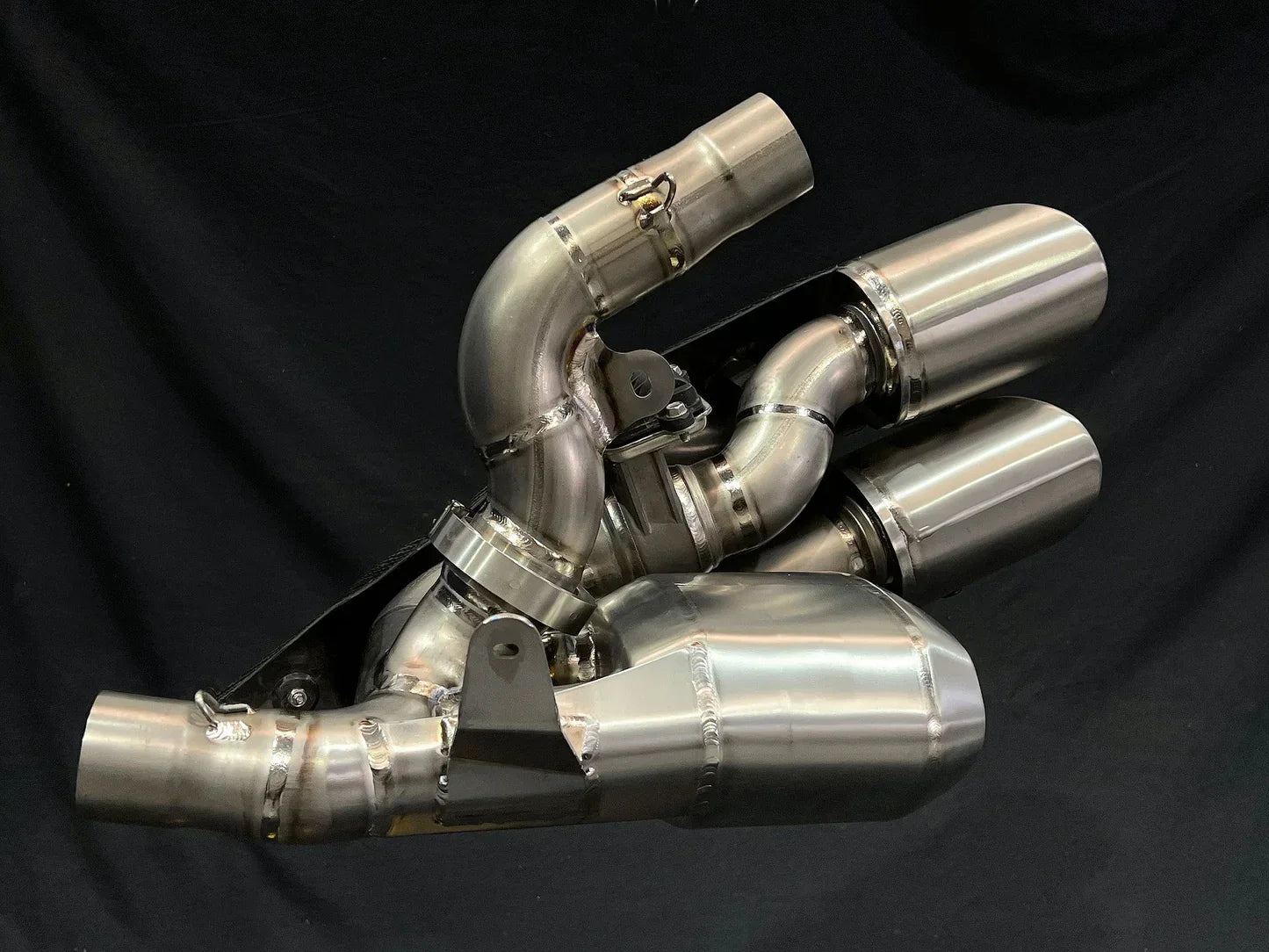 Vandemon  Ducati X Diavel & Diavel S 1260 2016 -2022 Bimodal Stealth Titanium Slip-On  DUCDVLTITANEXHWVA VA-46