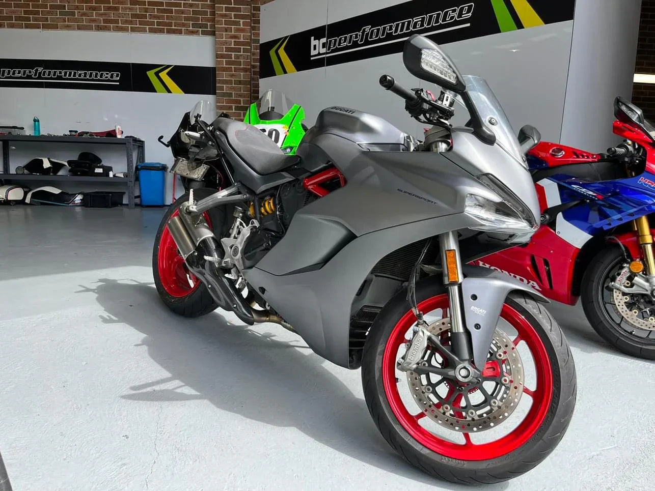 Vandemon  Ducati Supersport 939 Side Mount Titanium Exhaust System 2017-20 DUC939STIEXHSYA VA-40